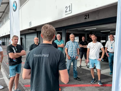 BMW M Track Day Nürburgring 2024 Team Partl Besprechung